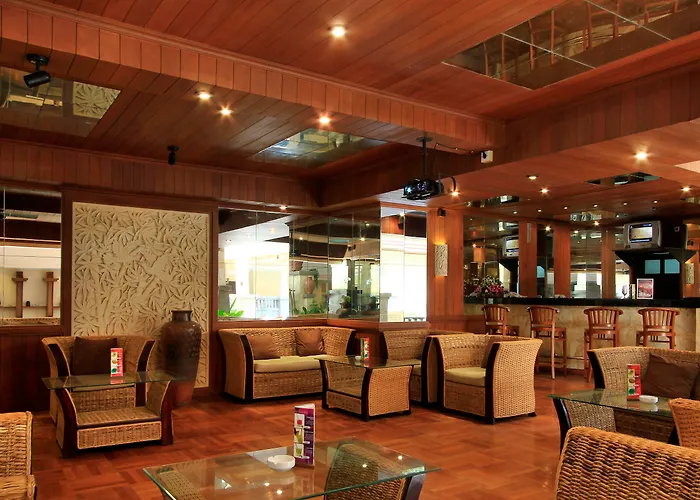 Pelangi Bali & Hotel 4*