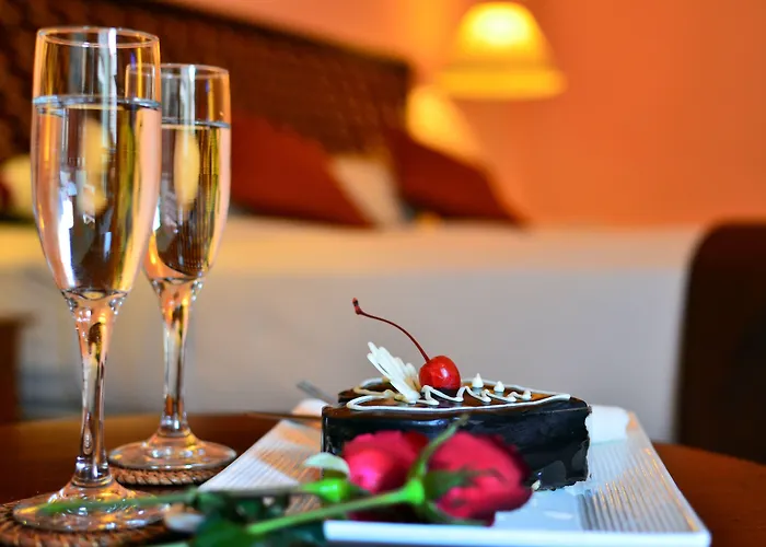 Pelangi Bali & 4* Seminyak (Bali)
